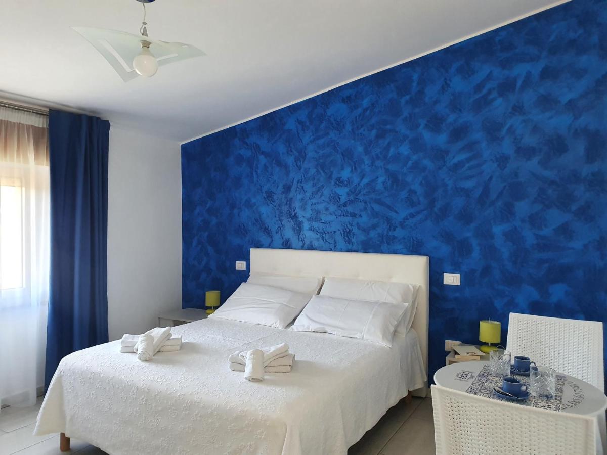 Blue Velvet Rooms ตอร์โตลี ภายนอก รูปภาพ