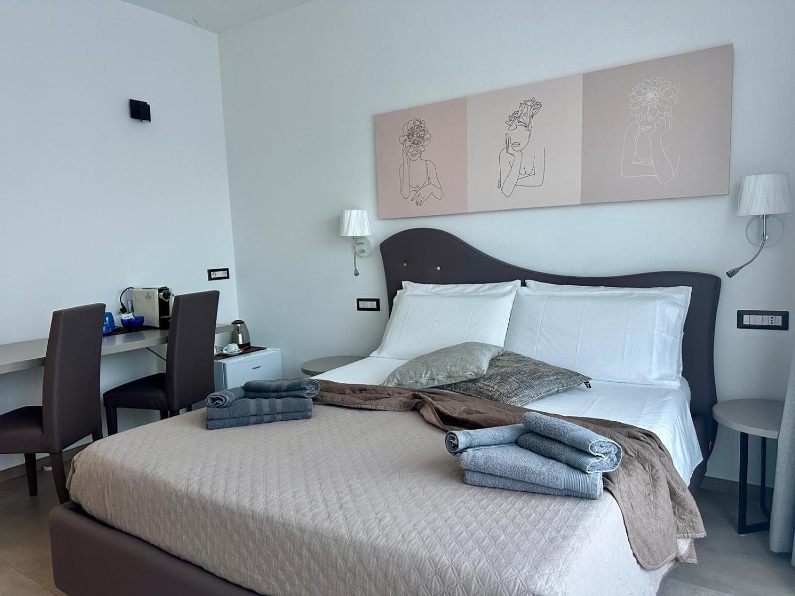 Blue Velvet Rooms ตอร์โตลี ภายนอก รูปภาพ