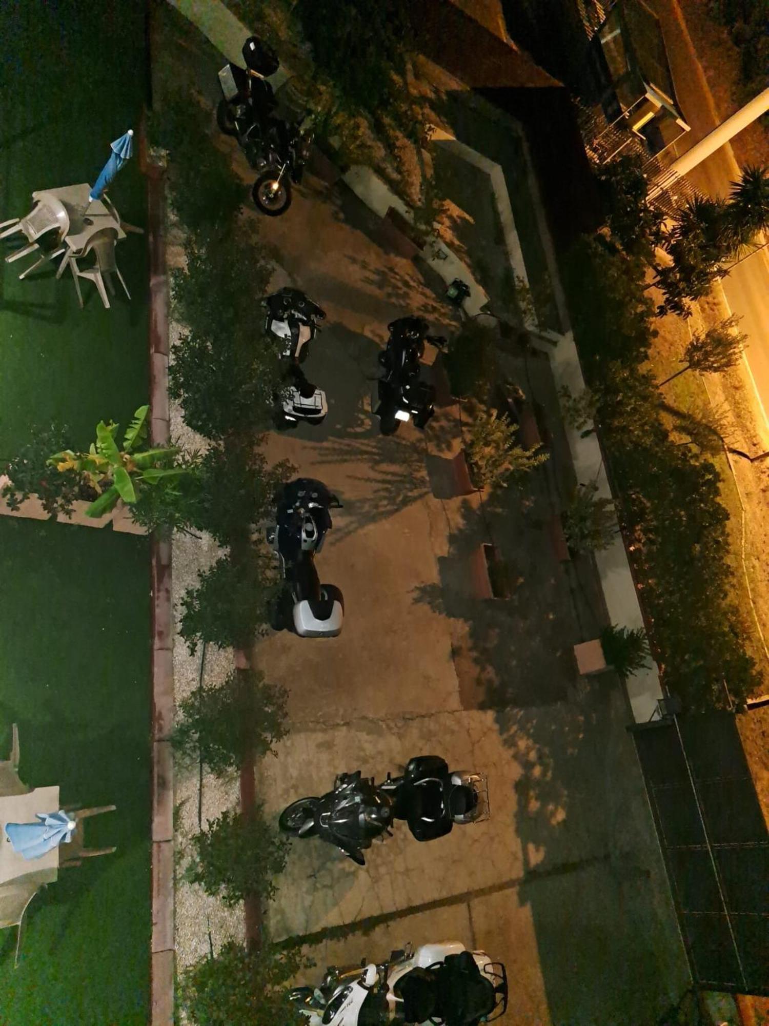 Blue Velvet Rooms ตอร์โตลี ภายนอก รูปภาพ